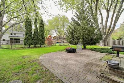 1721 Rhode Island Avenue N, Golden Valley, MN 55427 - Photo 64