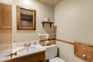 1721 Rhode Island Ave N, Golden Valley, MN 55427 - Photo 18