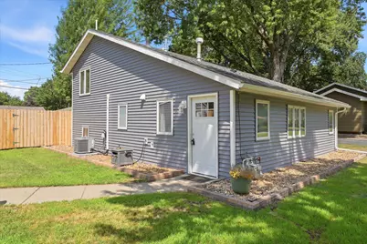 5809 Quail Avenue N, Crystal, MN 55429 - Photo 4