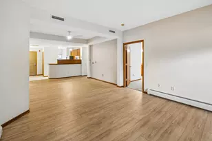 7420 Edinborough Way, Edina, MN 55435 - Photo 14