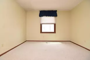 11039 Oregon Cir, Bloomington, MN 55438 - Photo 26