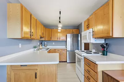 3108 Dakota Park Circle S, Fargo, ND 58104 - Photo 10