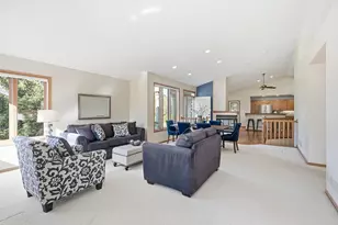 8821 Stonebrooke Ct, Woodbury, MN 55125 - Photo 20