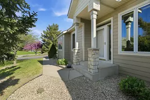 8821 Stonebrooke Ct, Woodbury, MN 55125 - Photo 6
