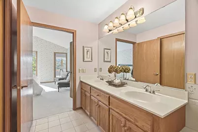 8821 Stonebrooke Court, Woodbury, MN 55125 - Photo 42