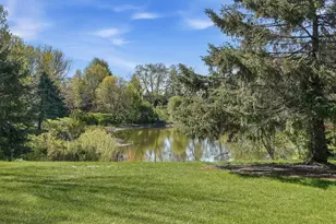 8821 Stonebrooke Ct, Woodbury, MN 55125 - Photo 14