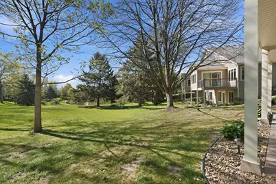 8821 Stonebrooke Court, Woodbury, MN 55125 - Photo 12
