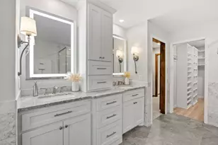 5811 Shannon Dr, Edina, MN 55439 - Photo 50