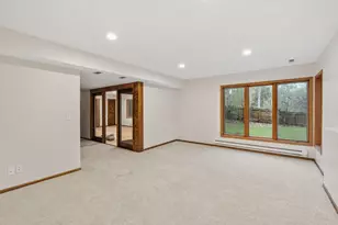 5811 Shannon Dr, Edina, MN 55439 - Photo 34