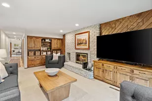 5811 Shannon Dr, Edina, MN 55439 - Photo 34