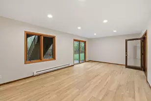 5811 Shannon Dr, Edina, MN 55439 - Photo 70
