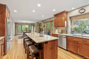 5811 Shannon Dr, Edina, MN 55439 - Photo 16