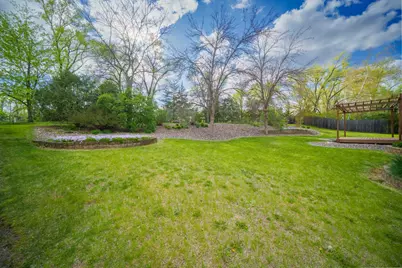 117 Vineyard Street, Cannon Falls, MN 55009 - Photo 4