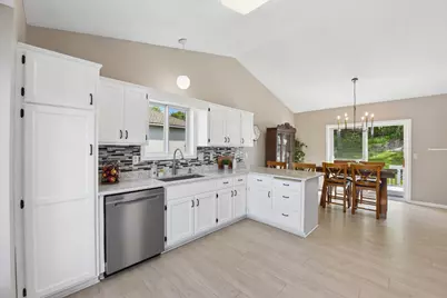 507 Doncaster Way, Woodbury, MN 55125 - Photo 8