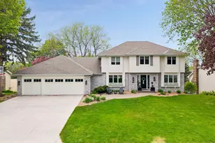 18425 5th Ave N, Plymouth, MN 55447 - Photo 1