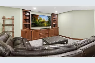 11 Moon Circle, Saint Cloud, MN 56301 - Photo 4