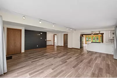 1612 Goodview Avenue N, Oakdale, MN 55128 - Photo 8