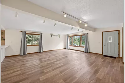 1612 Goodview Avenue N, Oakdale, MN 55128 - Photo 6