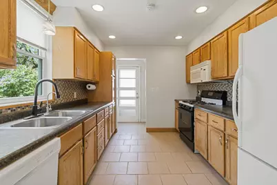 3653 Lee Avenue N, Robbinsdale, MN 55422 - Photo 10