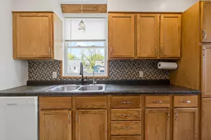 3653 Lee Ave N, Robbinsdale, MN 55422 - Photo 14