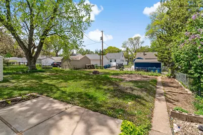 3653 Lee Avenue N, Robbinsdale, MN 55422 - Photo 36