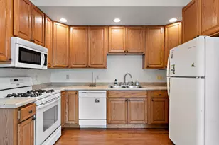 1669 Hague Ave, Saint Paul, MN 55104 - Photo 2