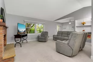 1616 Circle Dr, Burnsville, MN 55337 - Photo 6