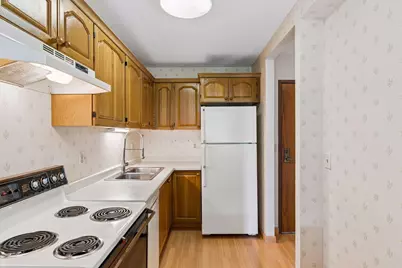 1425 W 28th Street #315, Minneapolis, MN 55408 - Photo 2