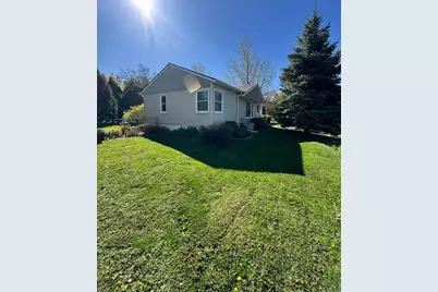 782 Howard Street N, Saint Paul, MN 55119 - Photo 4