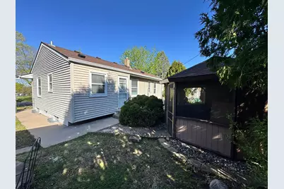 782 Howard Street N, Saint Paul, MN 55119 - Photo 6