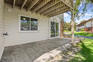 1096 Churchill Pl, Shoreview, MN 55126 - Photo 50