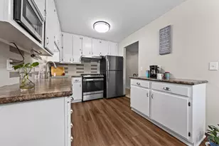 1096 Churchill Pl, Shoreview, MN 55126 - Photo 14