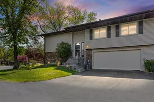 1096 Churchill Pl, Shoreview, MN 55126 - Photo 1