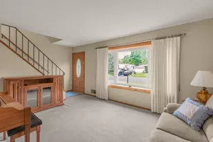 2105 Quartz Ln, Eagan, MN 55122 - Photo 10