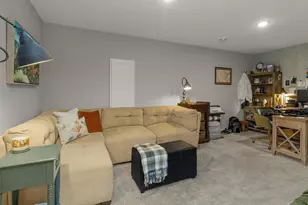 10852 Harbor Ln N, Maple Grove, MN 55369 - Photo 28