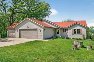 95 22nd St SW, Rochester, MN 55902 - Photo 2