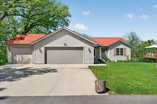 95 22nd St SW, Rochester, MN 55902 - Photo 1