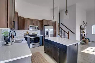 6826 Selkirk Drive S, Fargo, ND 58104 - Photo 4