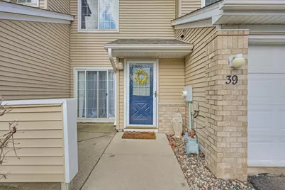 2270 Ranchview Lane N #39, Plymouth, MN 55447 - Photo 2