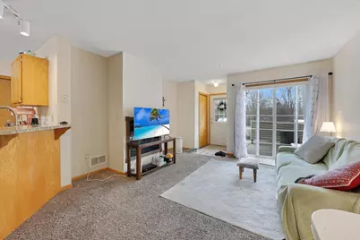 2270 Ranchview Lane N #39, Plymouth, MN 55447 - Photo 10
