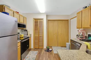 2270 Ranchview Ln N, Plymouth, MN 55447 - Photo 14