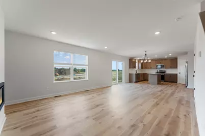 1141 Annagaire Curve, Rosemount, MN 55068 - Photo 4