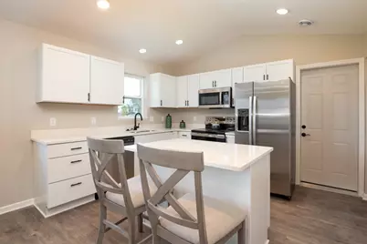 3109 Scotch Lane, Mankato, MN 56001 - Photo 6
