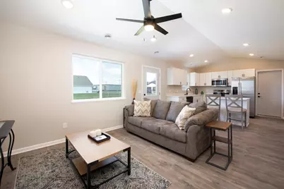 3109 Scotch Lane, Mankato, MN 56001 - Photo 4