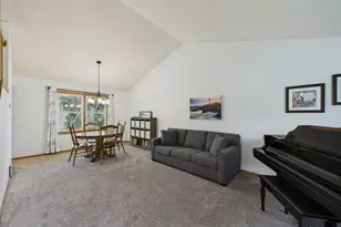 10358 Lee Dr, Eden Prairie, MN 55347 - Photo 10