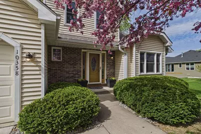 10358 Lee Drive, Eden Prairie, MN 55347 - Photo 2