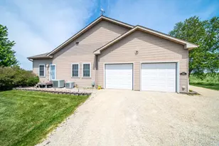 8229 10th St SW, Byron, MN 55920 - Photo 76