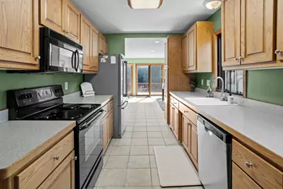 620 12th Street N, Moorhead, MN 56560 - Photo 8