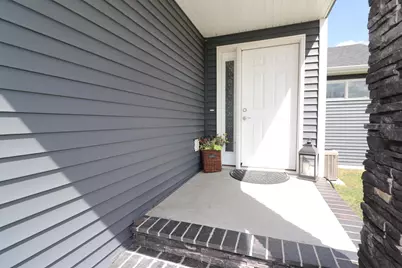 4312 10th Street S, Moorhead, MN 56560 - Photo 2