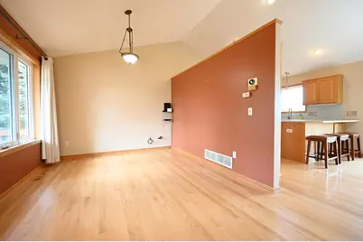 20247 Lake Ridge Drive, Prior Lake, MN 55372 - Photo 8